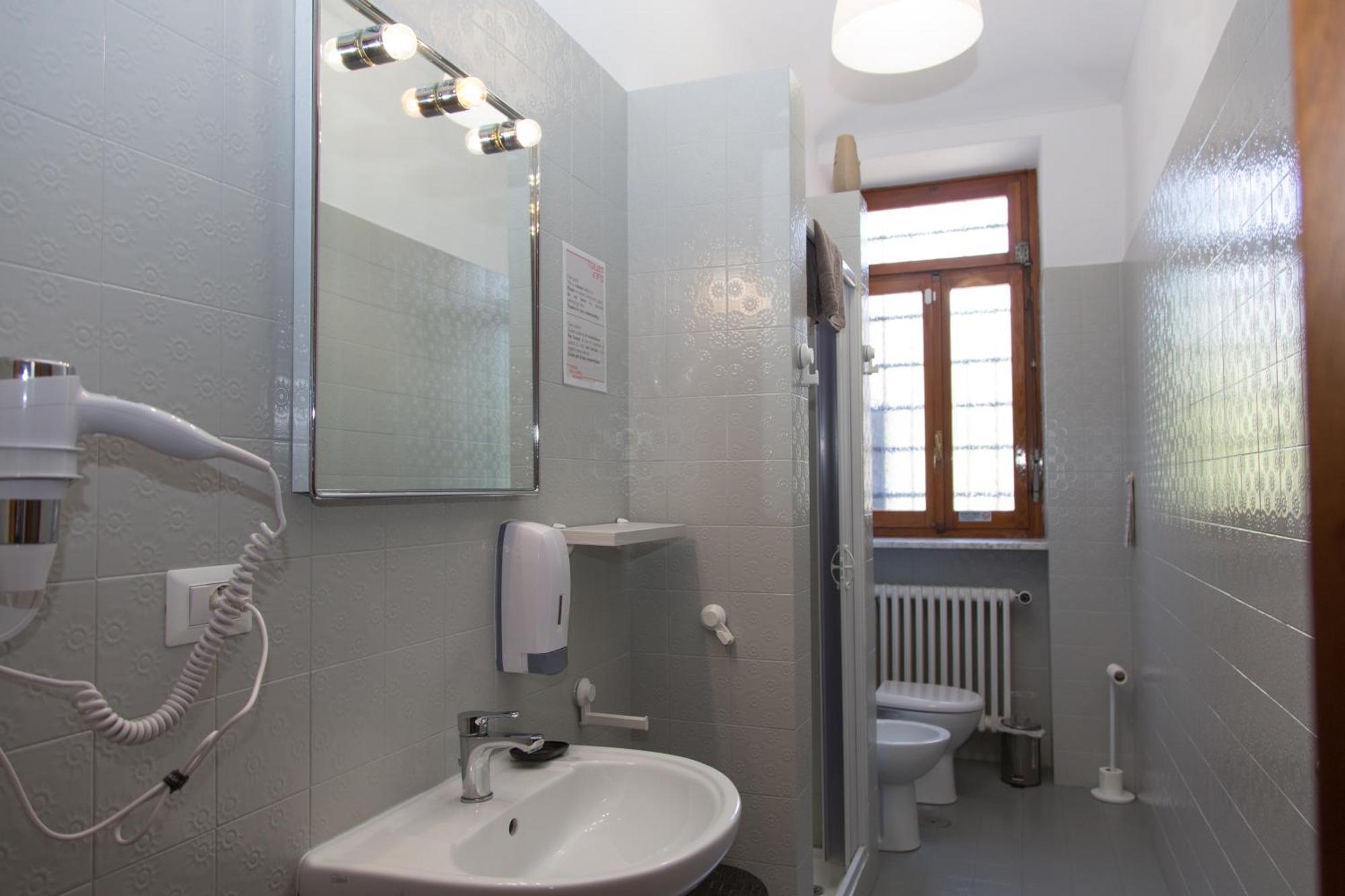 Guest House Turin Metro Young Ngoại thất bức ảnh